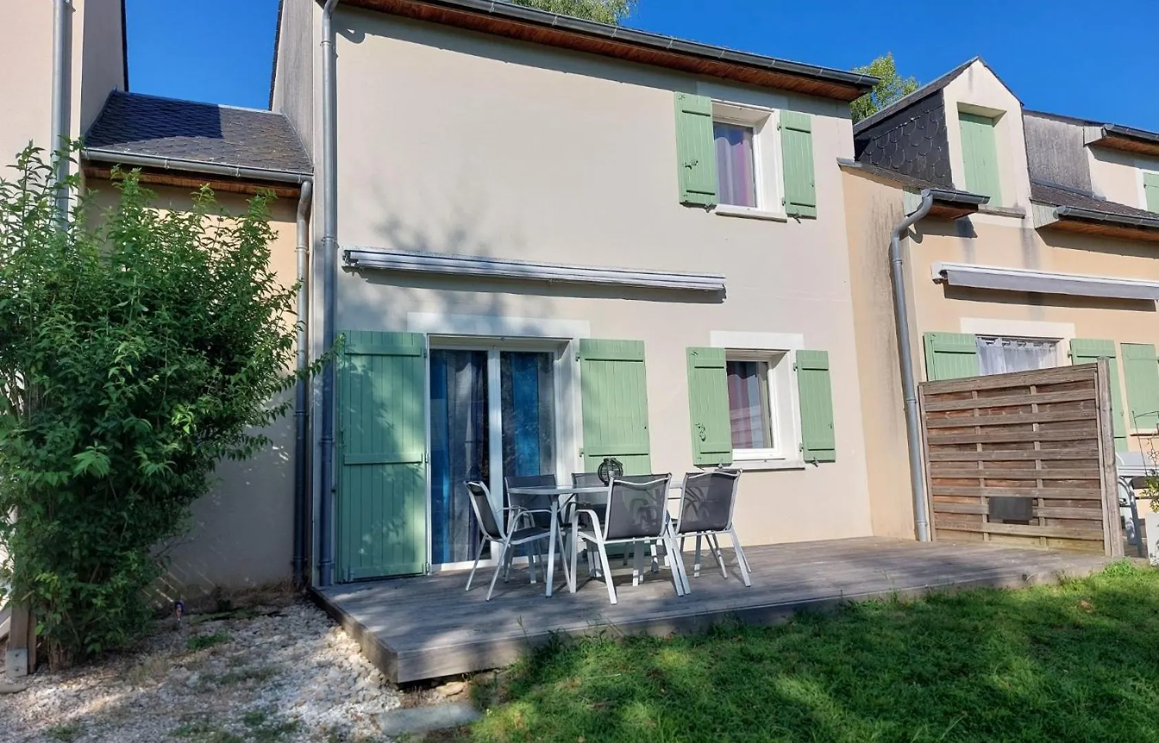 Apartament Chez Maika Et Etienne Saint-Geniez-dʼOlt